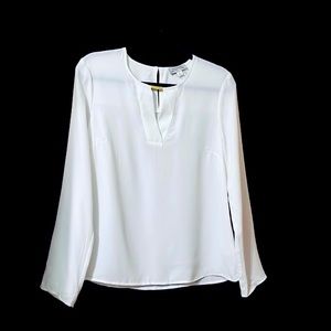 NWT Tahari Arthur S Levine Ivory Long Sleeves Round Neck Career Top Size S